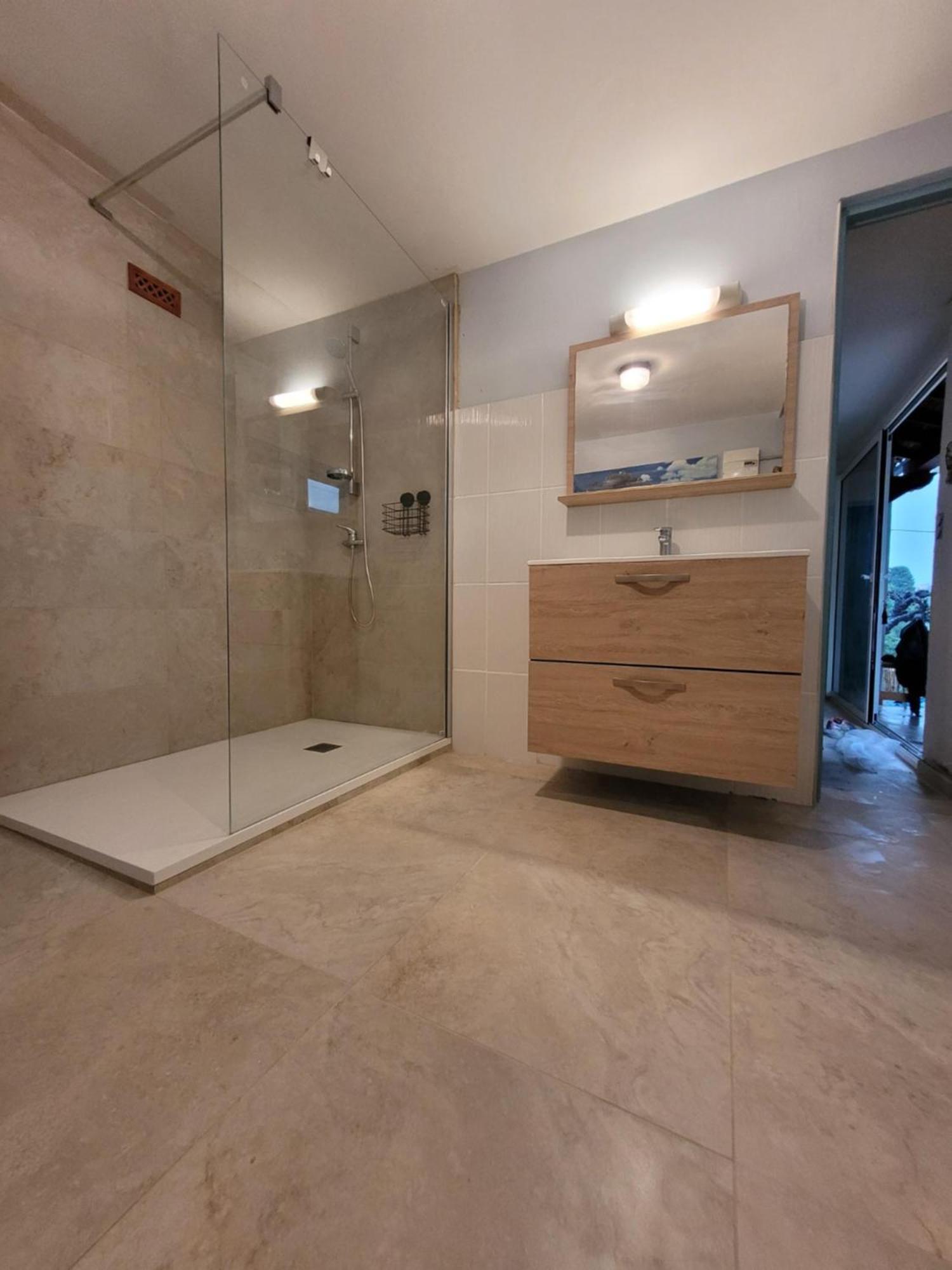 Maison 4 Face A La Mer Grand Jardin Ideal Famille Avec Pluri Animaux Saint Clair Le Lavandou Exterior foto
